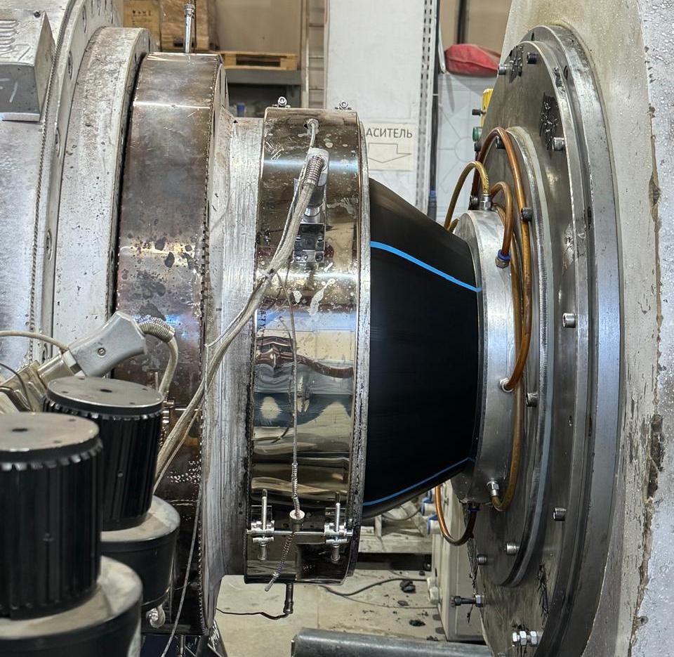 Экструзия полимеров при производстве труб ПНД: от гранулы до готового изделия